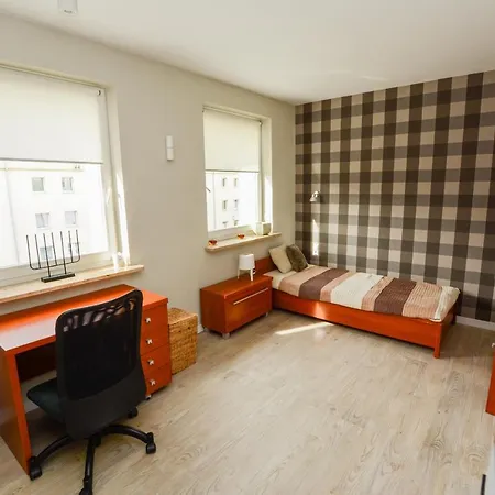 Apartamento Family House With Backyard Gdynia Exterior foto