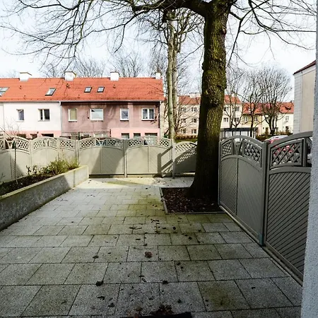 Apartamento Family House With Backyard Gdynia Exterior foto